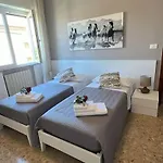Gallery Near Chianti 아파트 *