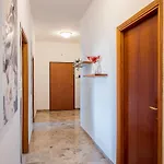 Gallery Near Chianti * 포지본시