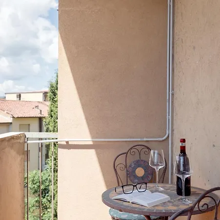 Gallery Near Chianti * بودجيبونسي