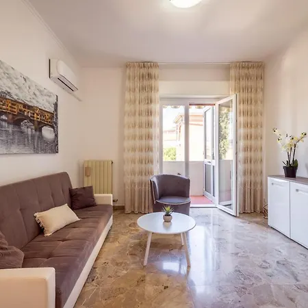 Gallery Near Chianti * بودجيبونسي