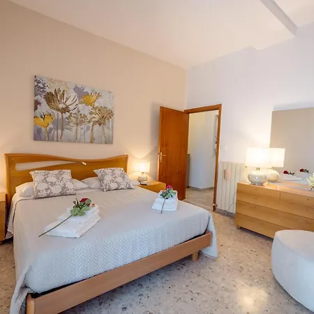 Gallery Near Chianti Appartement